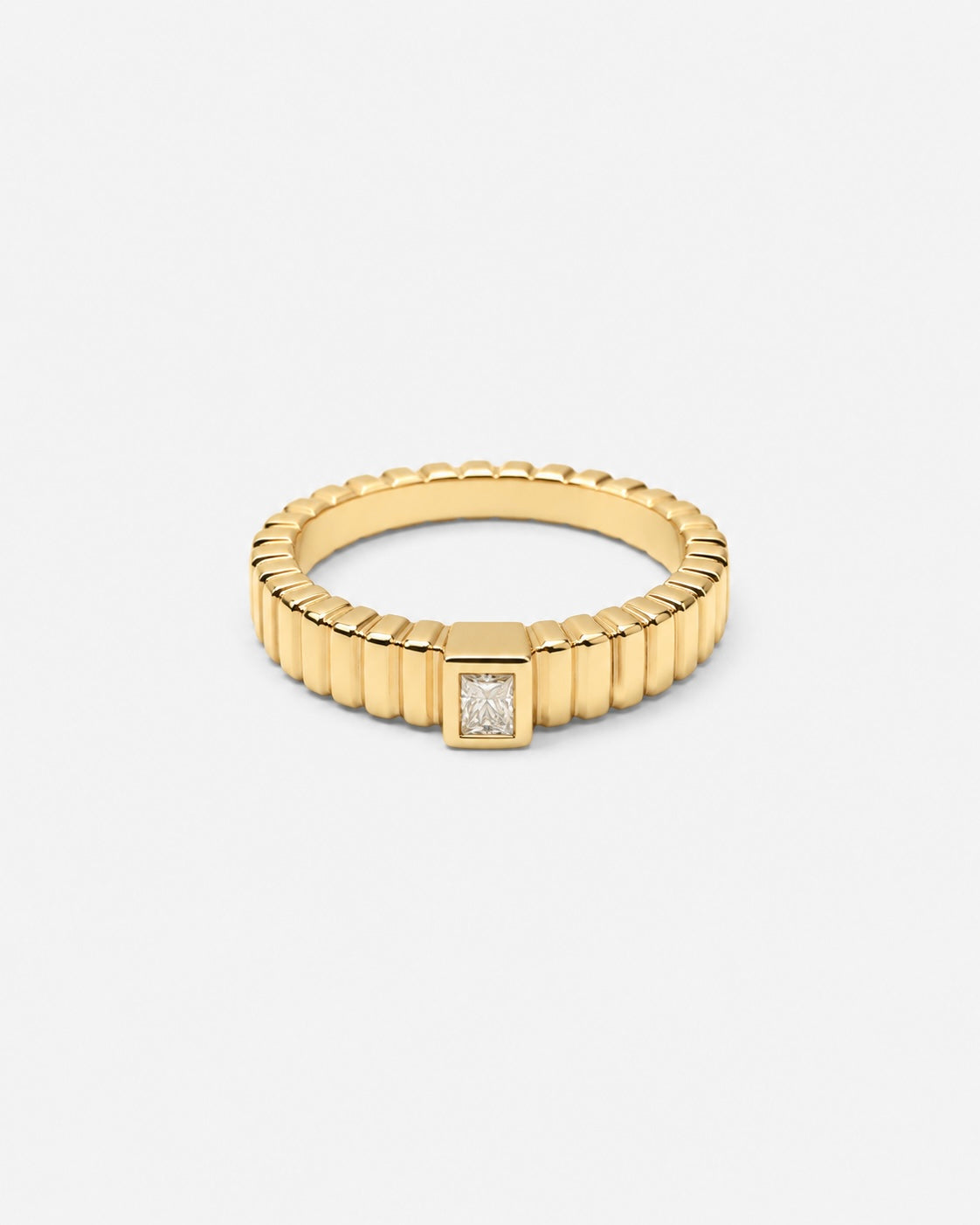 Ribbed Diamond Ring