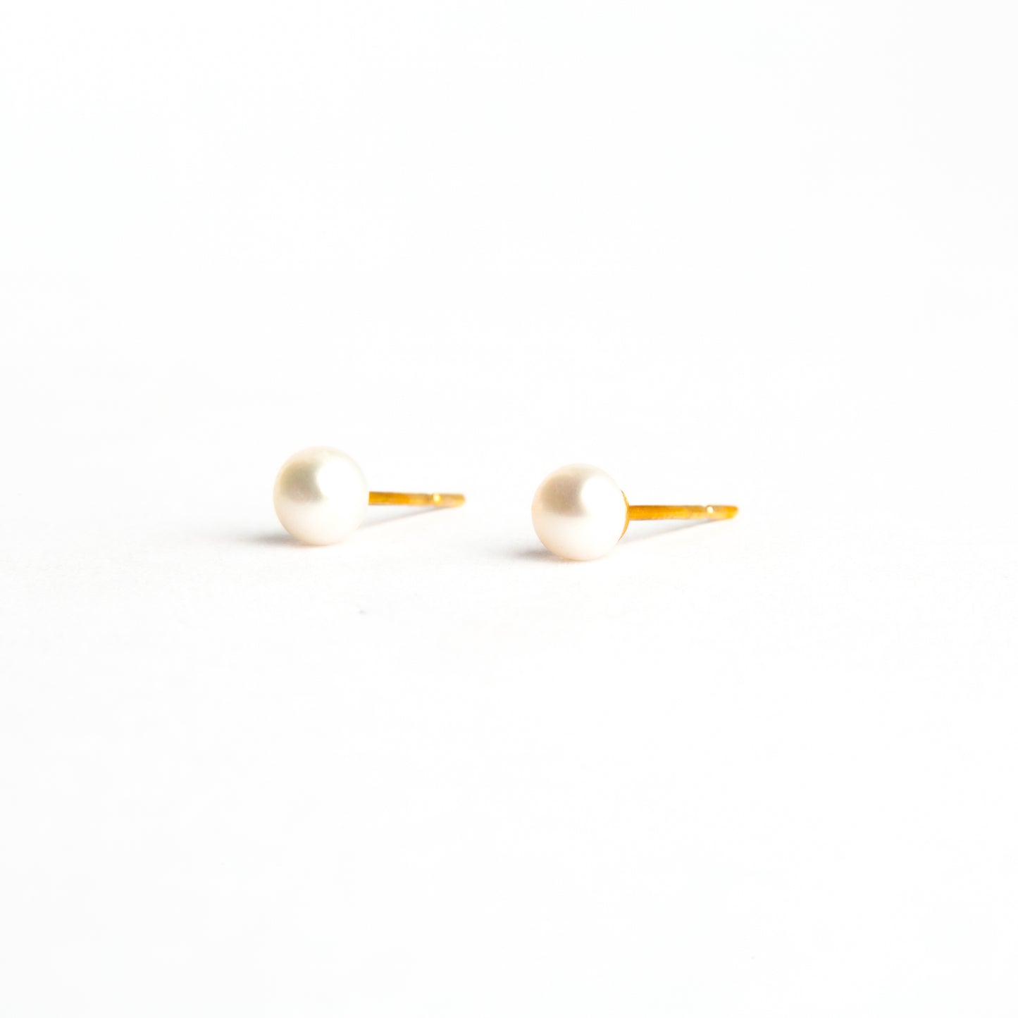 Betty Pearl Studs