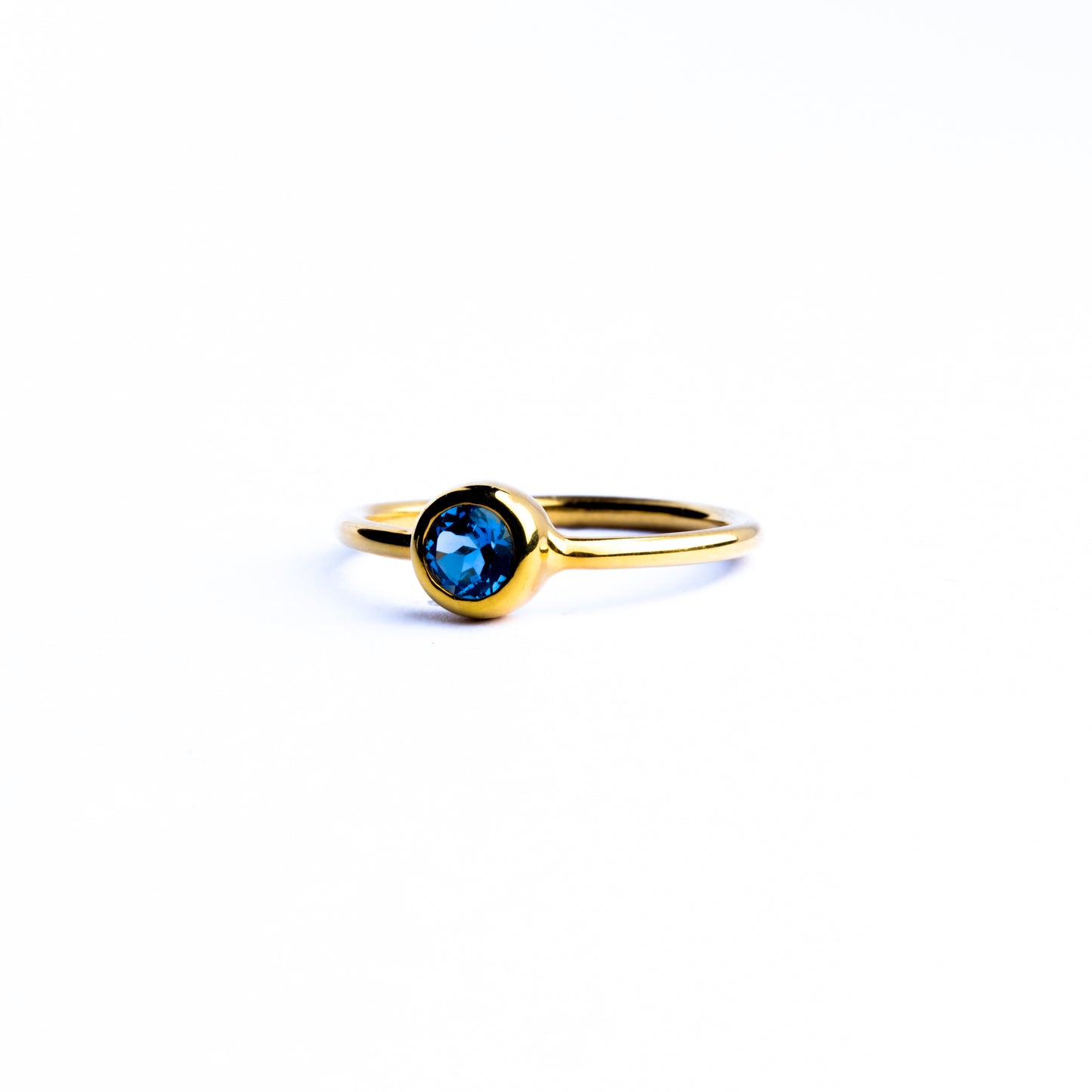 Leon Blue Topaz Bezel Ring