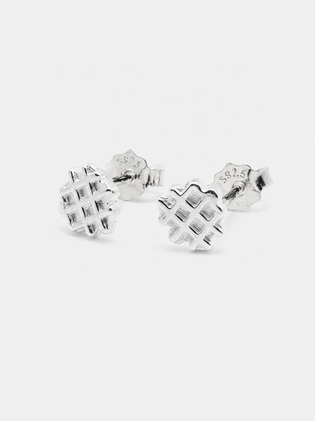 925 Waffle Studs