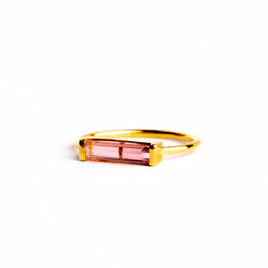 Open image in slideshow, Astrid Watermelon Tourmaline Ring - Yellow Gold
