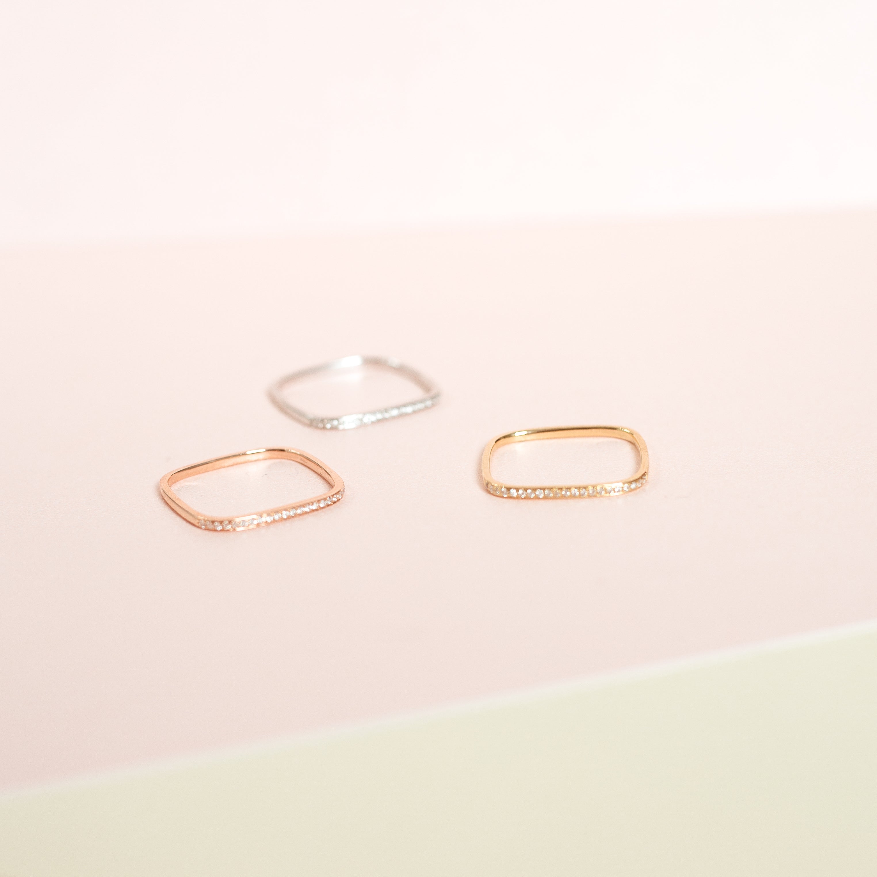 Ezra Pavé Diamond Square Ring - White Gold